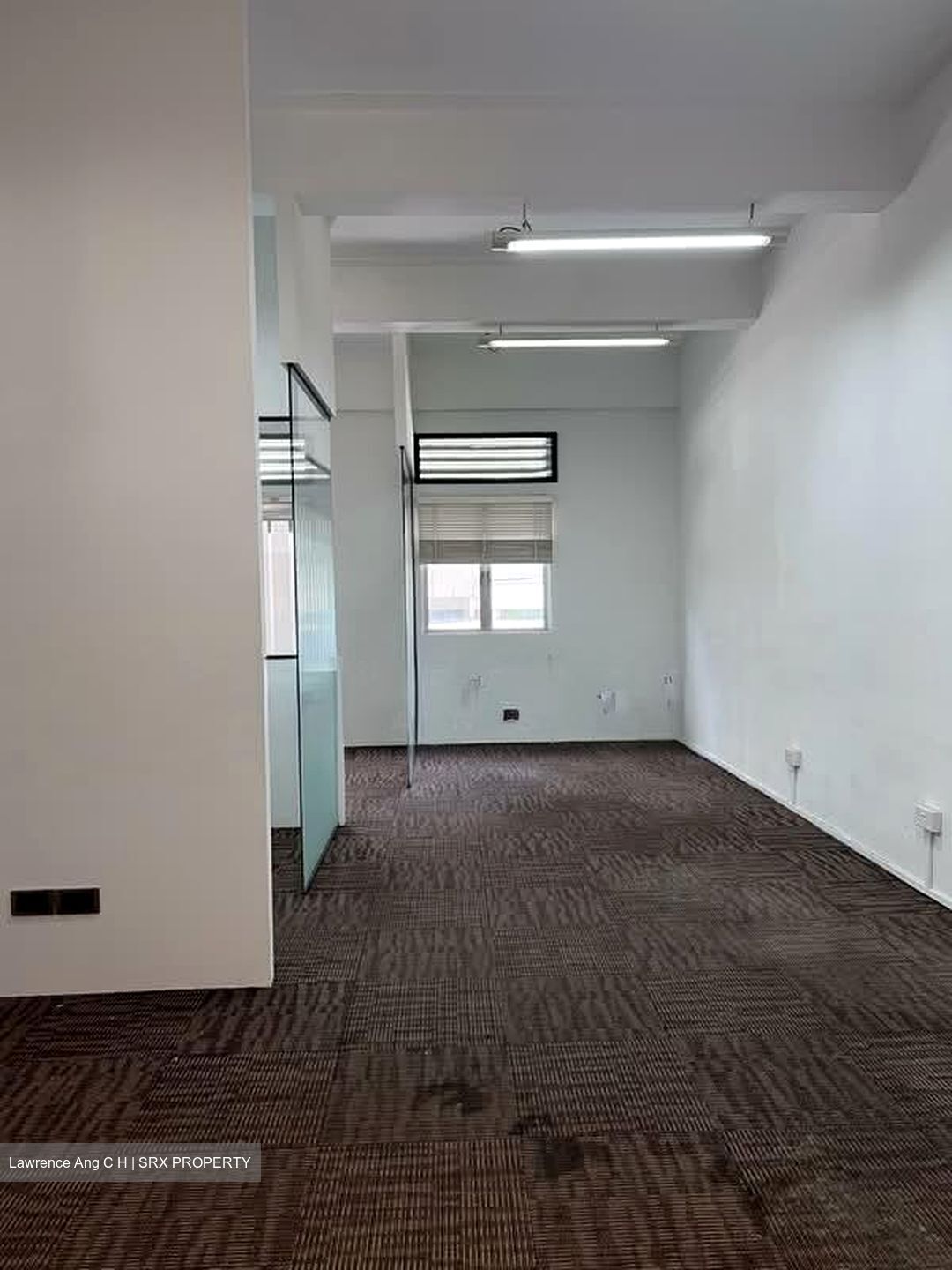 Teo Hong Road (D2), Office #584314961